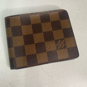 Louis Vuitton Men's Ebene Wallet